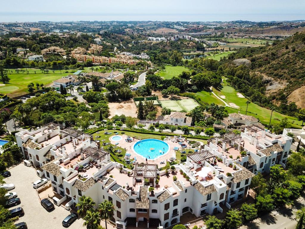 Benahavís, urbanización de Los Arqueros