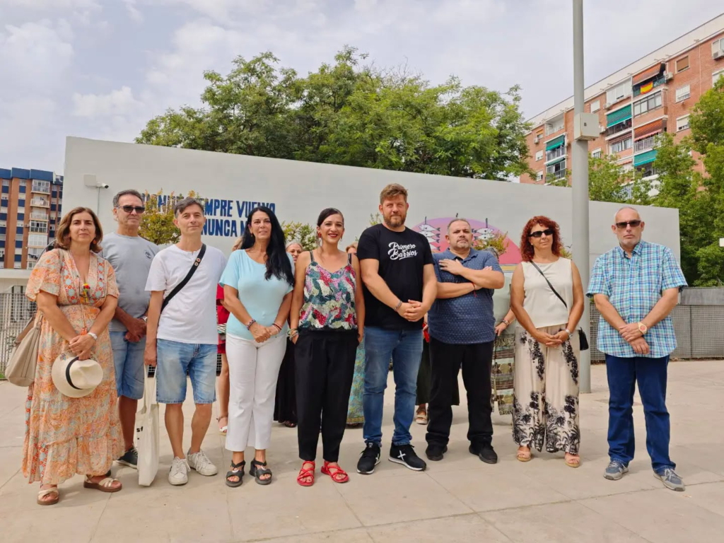 De izquierda a derecha: Rosa Galindo, Toni Morillas, Nico Sguiglia, Juanmi Acejo, Gloria Pérez y Juan Carlos Santana